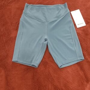 Lulu Lemon Solid Blue Women's Shorts